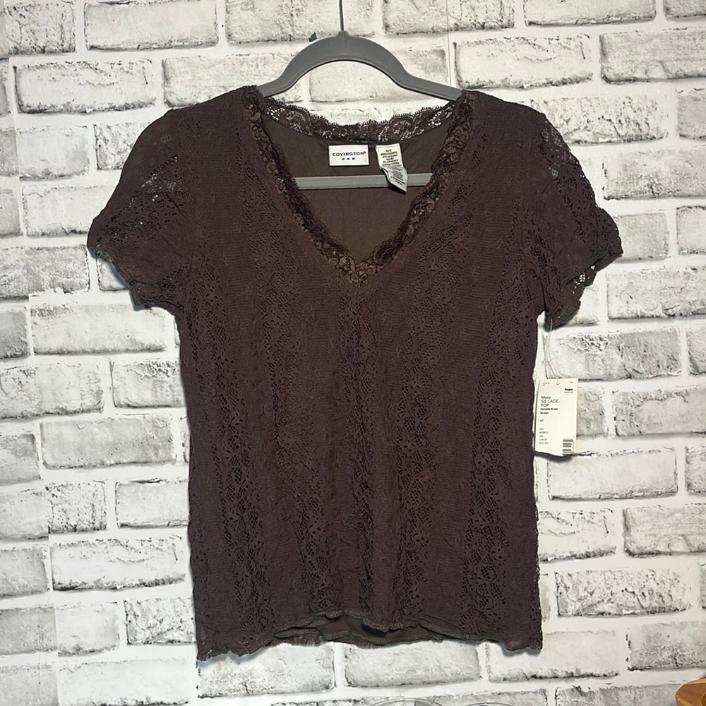 NWT Covington by Sears lace v neck​​